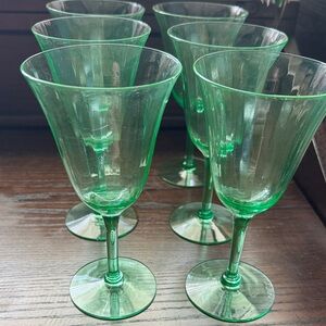 Vintage Set of 6 Depression Glass Uranium Glass Cocktail Wine Glass